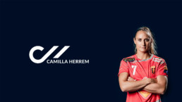 Camilla Herrem Logo - AD. Moment